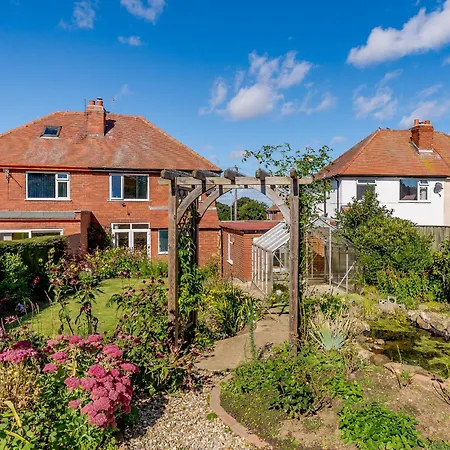 Sea Fever * Scarborough